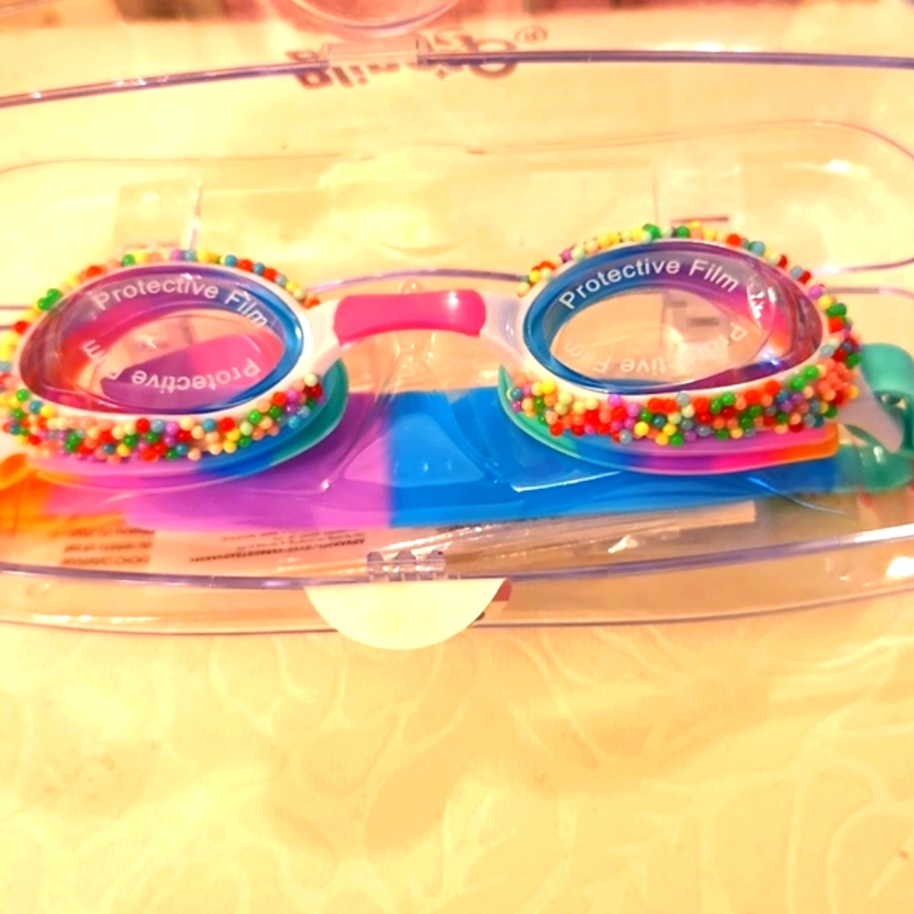 NEW IN CASE KIDS Swim Goggles - PINK/PURPLE